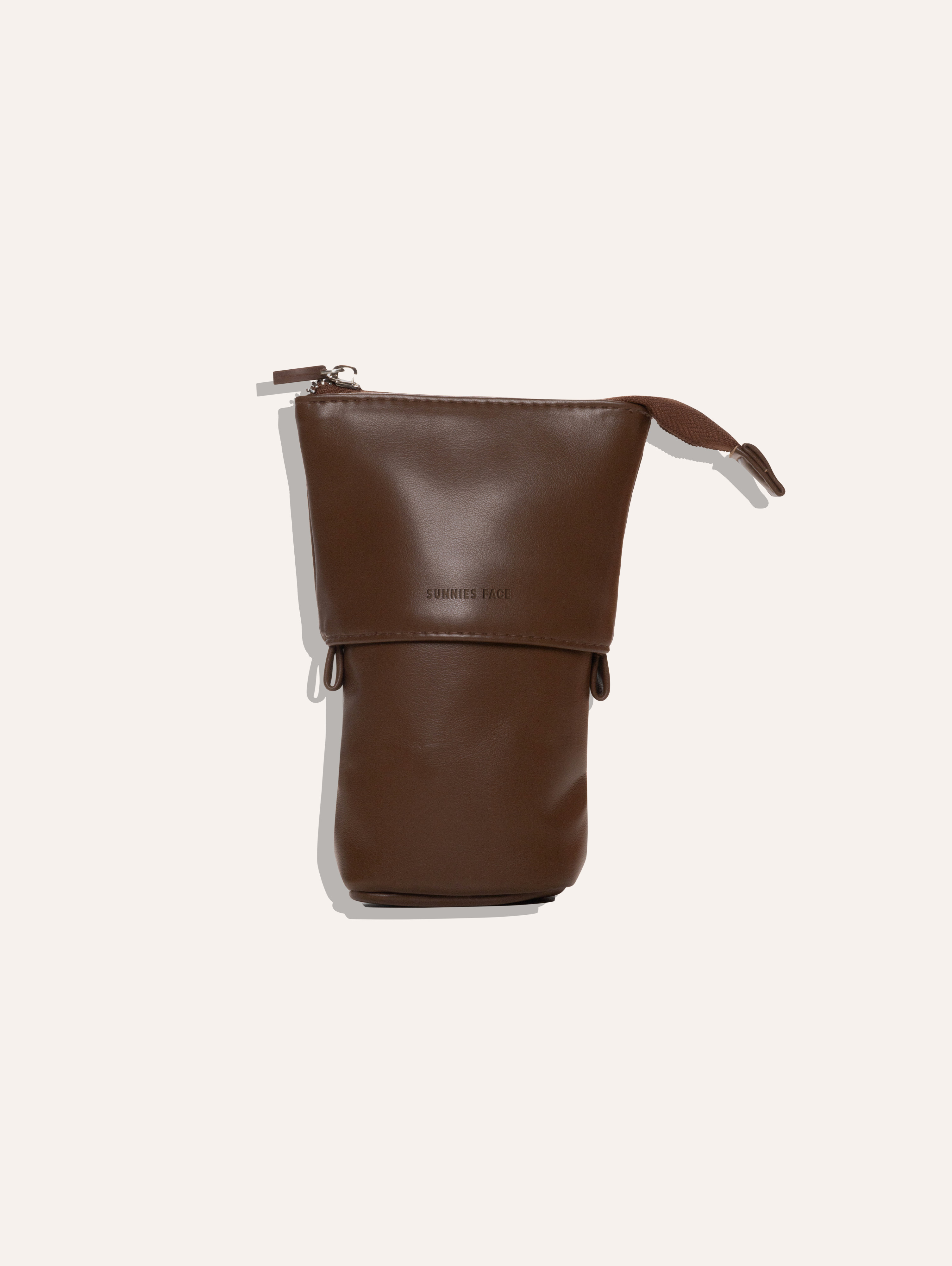 Extendable Brush Bag in Milk Chocolate